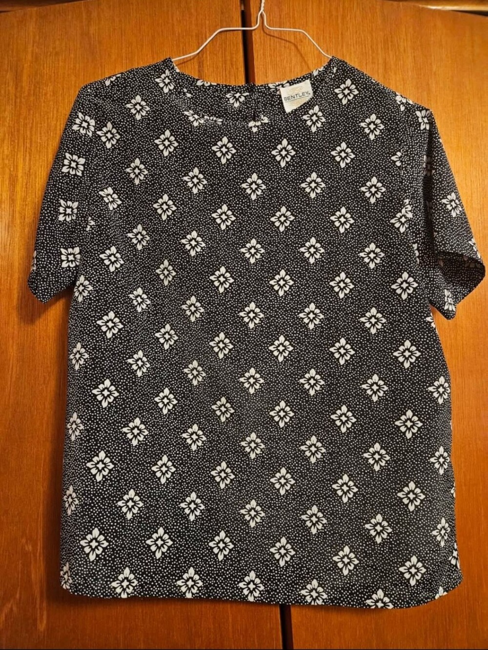 Vintage Bentley shirt (xl), Black & White Floral Diamond Pattern Blouse